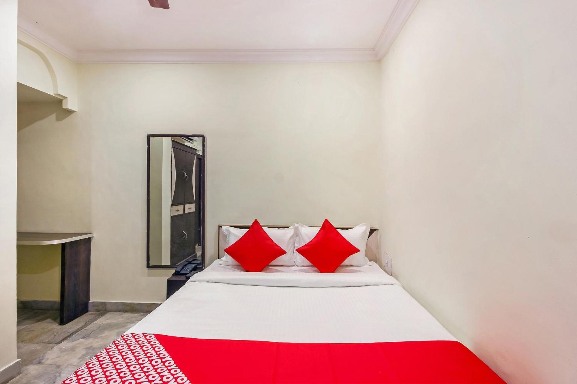 Hotel O Pearl City Haiderabad Buitenkant foto